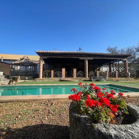Casa rural en una finca de 300 ha reg 49426 Manganeses de la Polvorosa Exterior foto