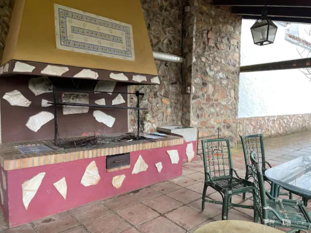 Casa rural en una finca de 300 ha reg 49426 Manganeses de la Polvorosa Exterior foto