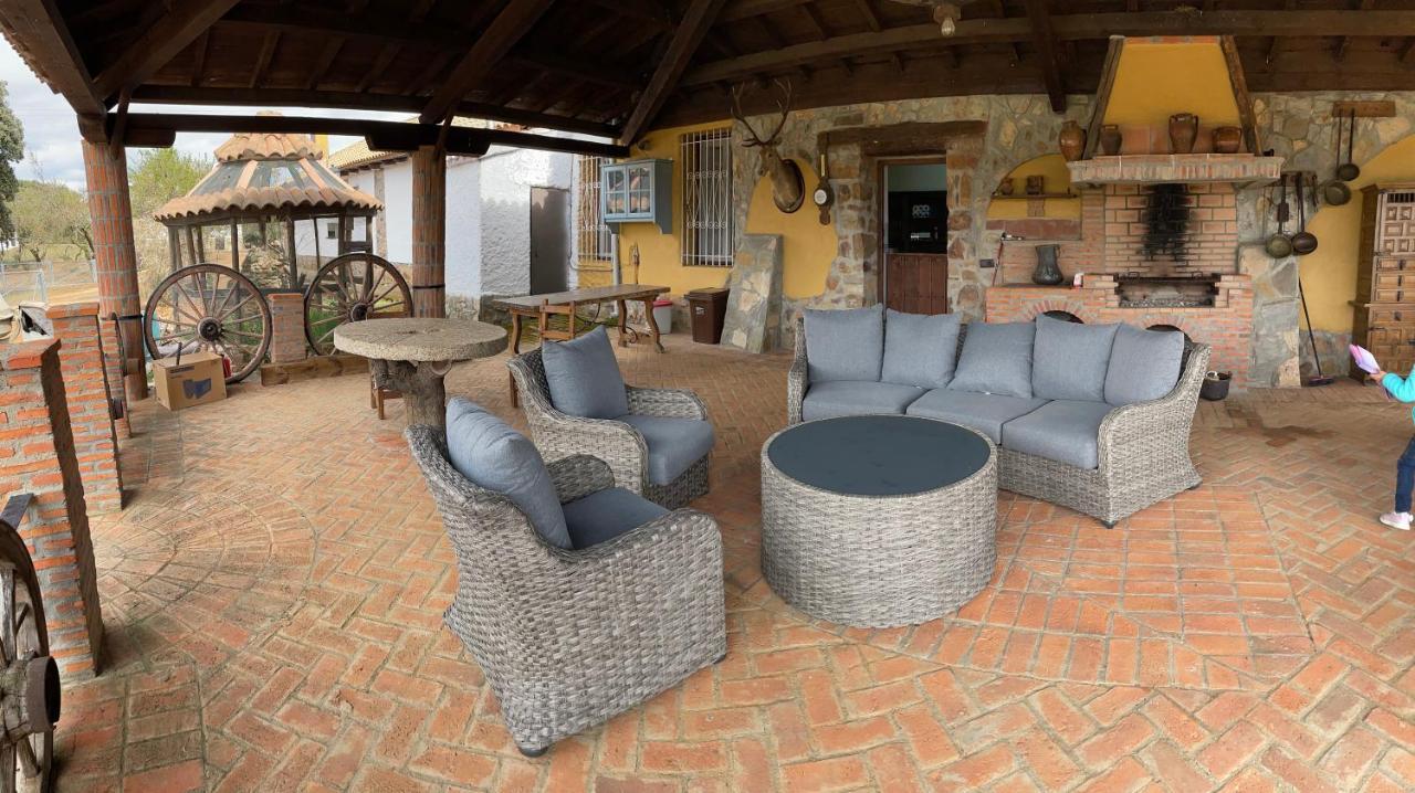 Casa rural en una finca de 300 ha reg 49426 Manganeses de la Polvorosa Exterior foto