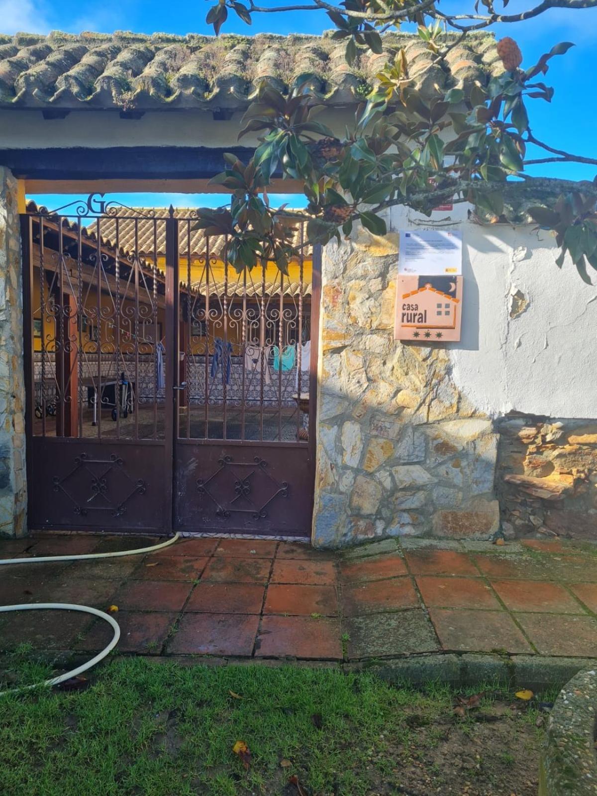 Casa rural en una finca de 300 ha reg 49426 Manganeses de la Polvorosa Exterior foto